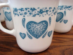 Corning Ware Blue Hearts Corelle Country Dinnerware Kitchen Accessories