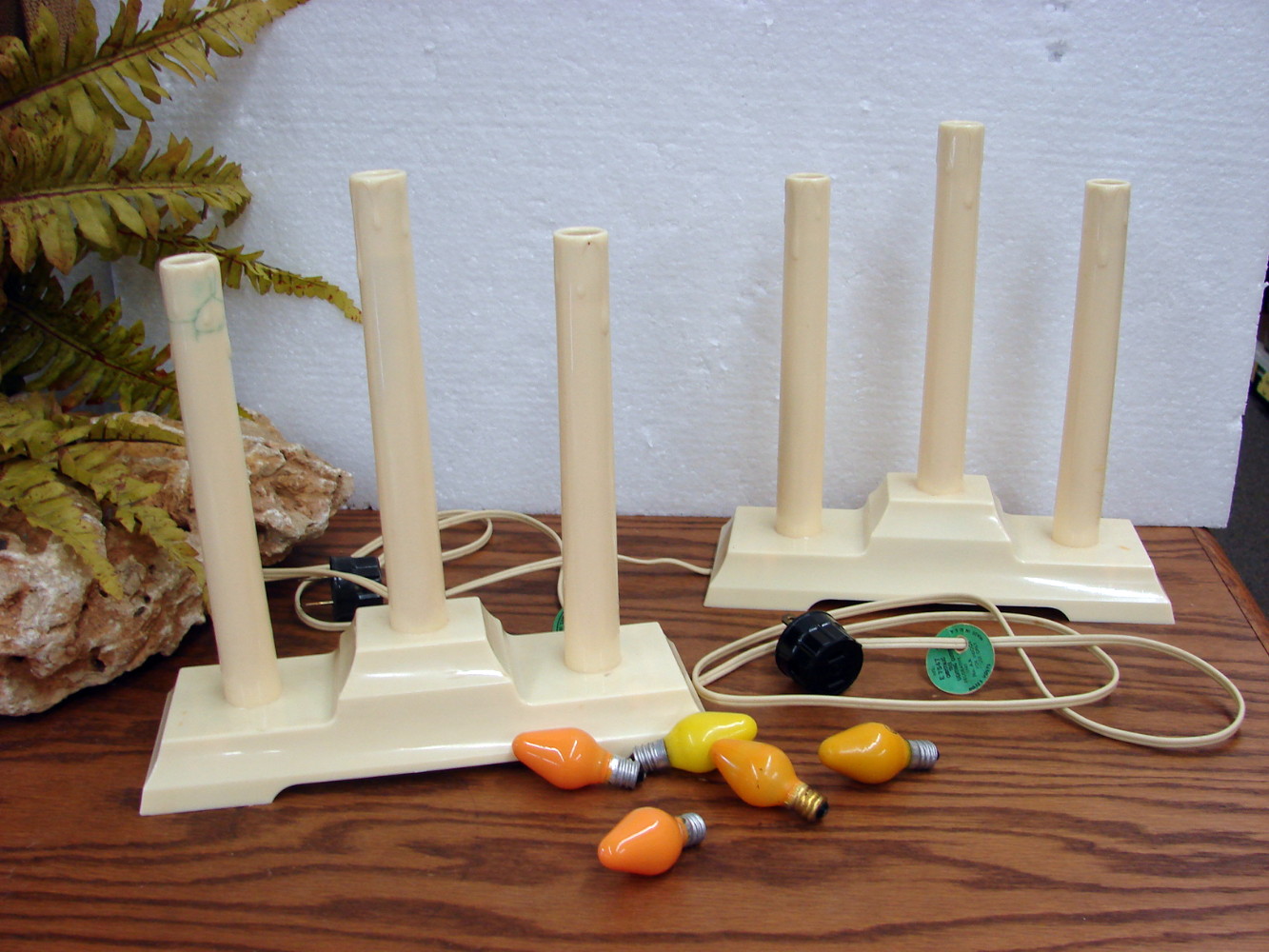 Vintage Christmas Lights 3 Light Noma Candolier Original Boxes Set/2 - Image 3