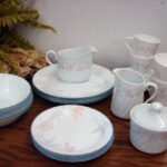 Corning Ware Pink Trio Floral Swirl Corelle Dinnerware 28 Piece