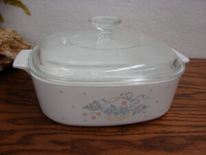 Vintage Corning Ware Country Cornflower 2 Liter Casserole w/ PYREX Lid