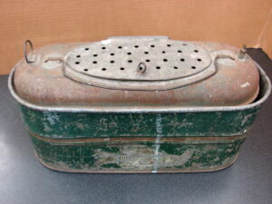 Vintage Fishing Metal Oval Deshler Mail Box Bait Minnow Bucket 2 Part