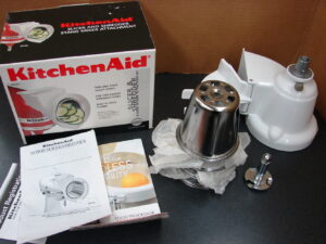 Brand New KitchenAid Stand Mixer Attachment RVSA Slicer & Shredder Universal