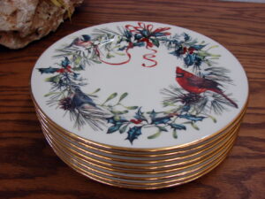 Set/4 Lenox China Winter Greetings Backyard Birds 8" Dessert Luncheon Plates