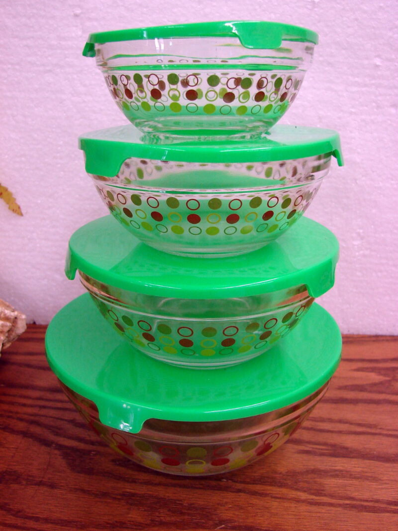 Retro Style Polka Dot Nest of Clear Glass Bowls with Storage Lids Brand New in Box, Moose-R-Us.Com Antiques Collectibles Log Cabin Decor