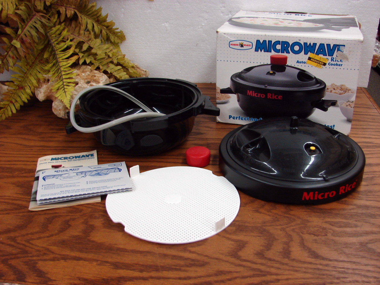Brand New Vintage Nordic Ware Micro Rice Automatic Rice Cooker Steamer Boxed - Image 3