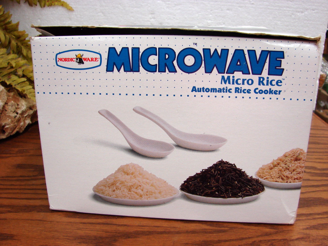 Brand New Vintage Nordic Ware Micro Rice Automatic Rice Cooker Steamer Boxed - Image 4