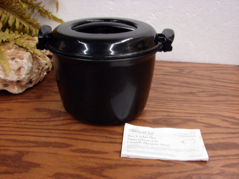 The Pampered Chef #2779 Microwave Rice Cooker Plus Steamer, Moose-R-Us.Com Log Cabin Decor