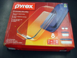 Newer Pyrex Boxed 8 Pc Cooking Solved Bake and Store Glass Bakeware Storage Lids