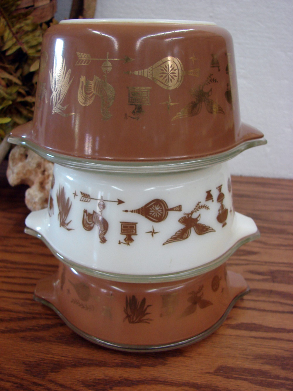 Set/3 Vintage PYREX Early American Patterned #471-473 Cinderella Round Casserole Set