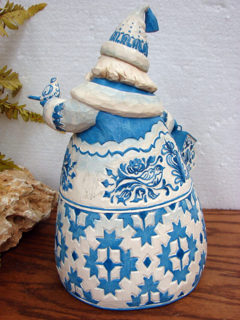 Jim Shore Heartwood Creek 2004 Blue Quilt Toile Santa Claus Figurine #117672, Moose-R-Us.Com Log Cabin Decor