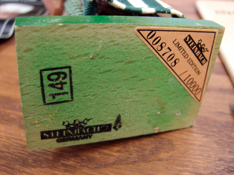 German Steinbach Miniature Nutcracker Noah &#038; the Ark Wood Box Excellent, Moose-R-Us.Com Log Cabin Decor