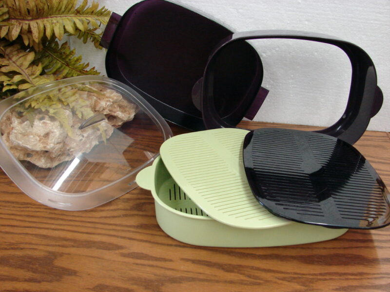 Tupperware Steamer Multi Level Sectional Eggplant/Mint #4145, Moose-R-Us.Com Log Cabin Decor