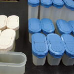 Vintage Tupperware Modular Mate Spice Containers Set/21 Blue Pink - Image 2