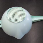 Vintage Tupperware Teal Aqua #1523 Sieve Strainer Colander Double Spout - Image 2