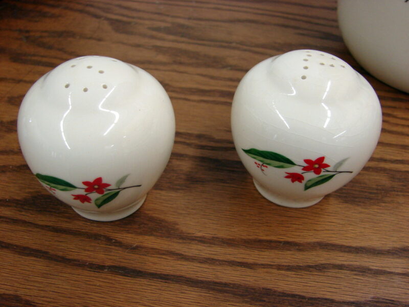 Vintage Universal Cambridge Woodvine Pitcher Canister Set Salt Pepper - Image 5