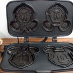 Vintage Vitantonio Mickey & Minnie Mouse Pancake Sandwich Maker Tested