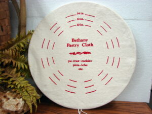 Brand New Scandinavian Bethany Housewares 19" Pastry Lefse Board and Cloth