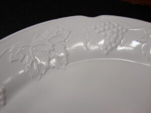Vintage Indiana Glass Grape Vine Colony White Milk Glass Harvest 14" Torte Serving Platter