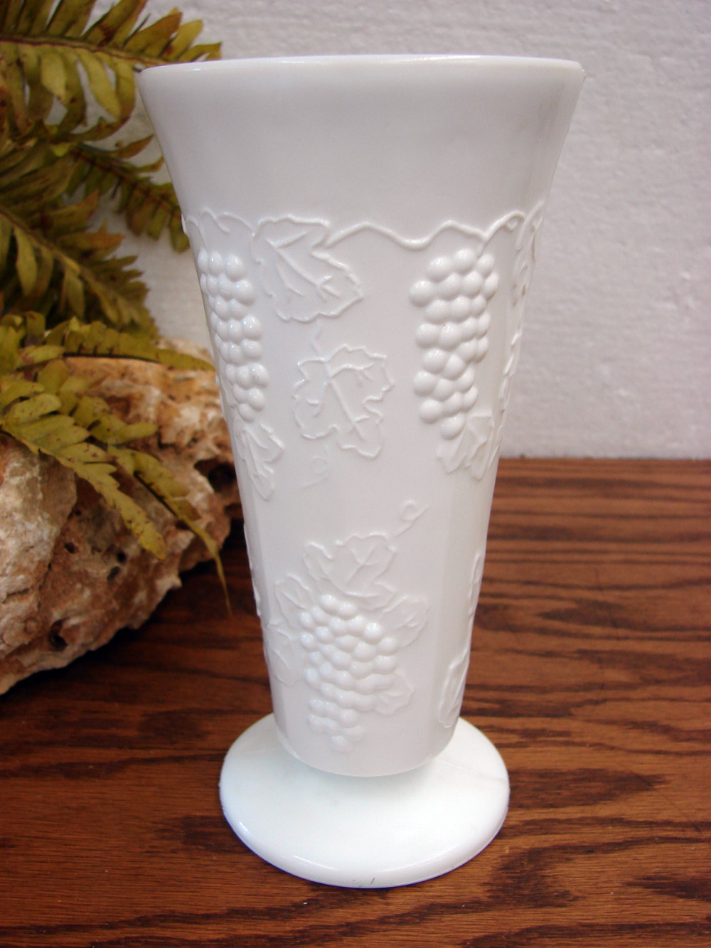 Vintage Indiana Glass Grape Vine Colony White Milk Glass Harvest 8" Footed Flower Vase