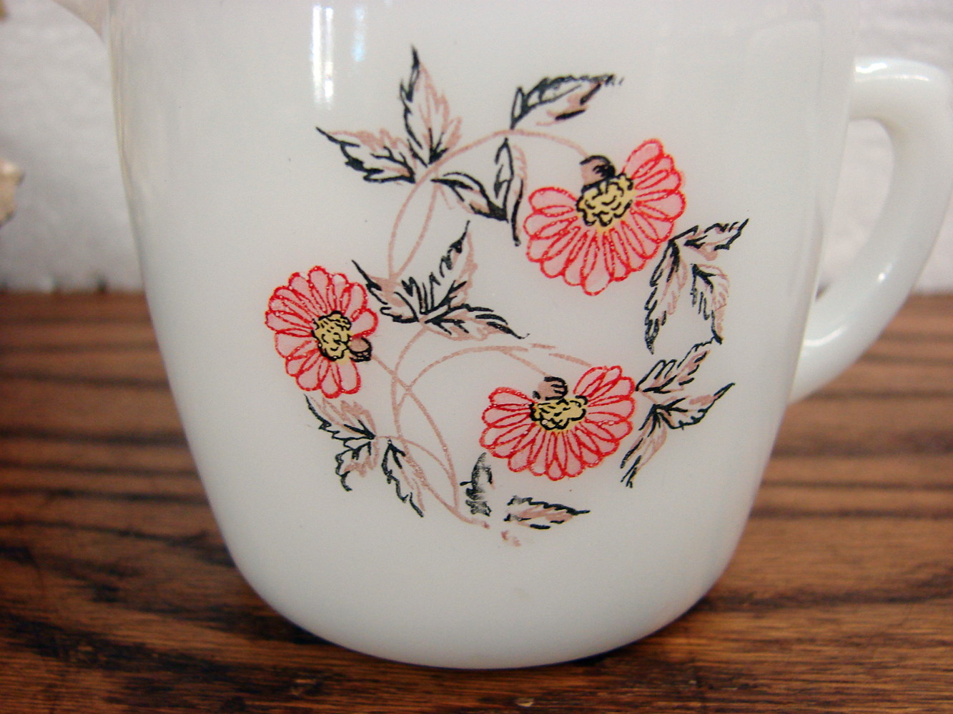 Vintage Fire King Fleurette Milk Glass Creamer Sugar Set - Image 2