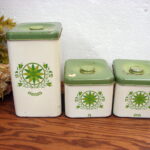 Rustic Vintage 3 pc Tin Canister Set Harvell-Kilgore Green Atomic Star as is