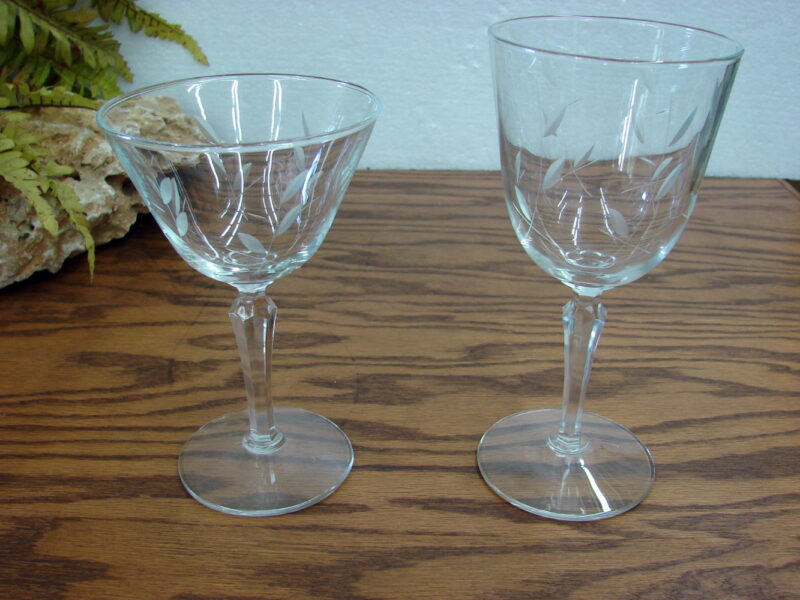 Vintage Libbey Crystal Etched Priscilla Water Goblet Flared Champaign, Moose-R-Us.Com Antiques Collectibles Log Cabin Decor