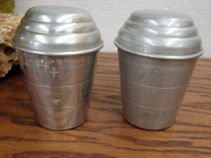 Set/2 Vintage Mirro Aluminum Measuring One Cup Shaker w/ Lid