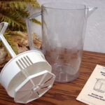 The Pampered Chef Quick Stir #2270 2 Qt Pitcher - Image 2
