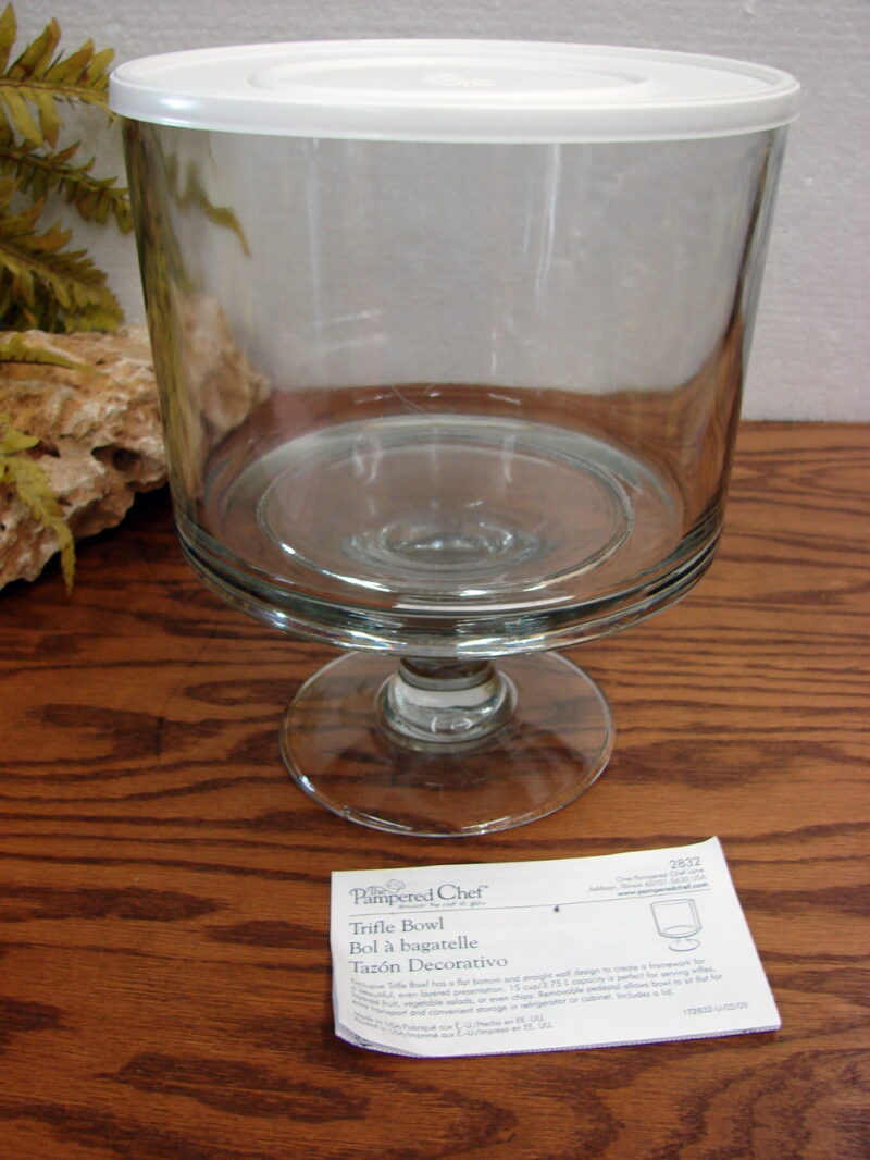 The Pampered Chef Glass Trifle Layered Desert Bowl w/ Pedestal Stand #2832, Moose-R-Us.Com Log Cabin Decor