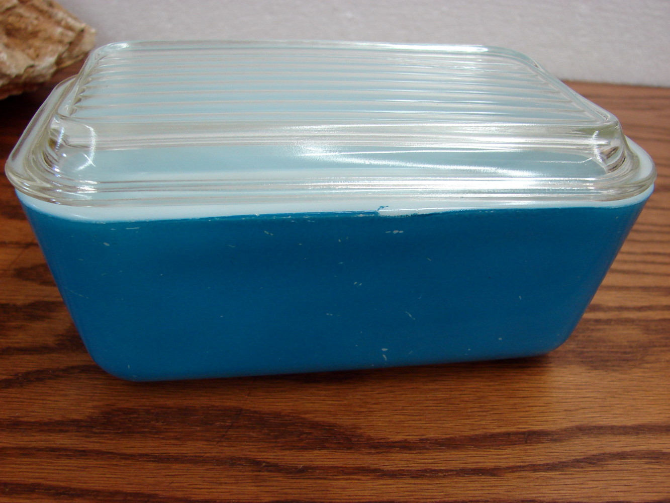 Vintage PYREX Horizon Blue #502 Medium Refrigerator Dish w/ Lid - Image 2