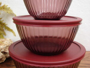Vintage PYREX Cranberry Ribbed Mixing Nesting Bowls Set/3 Storage Lids