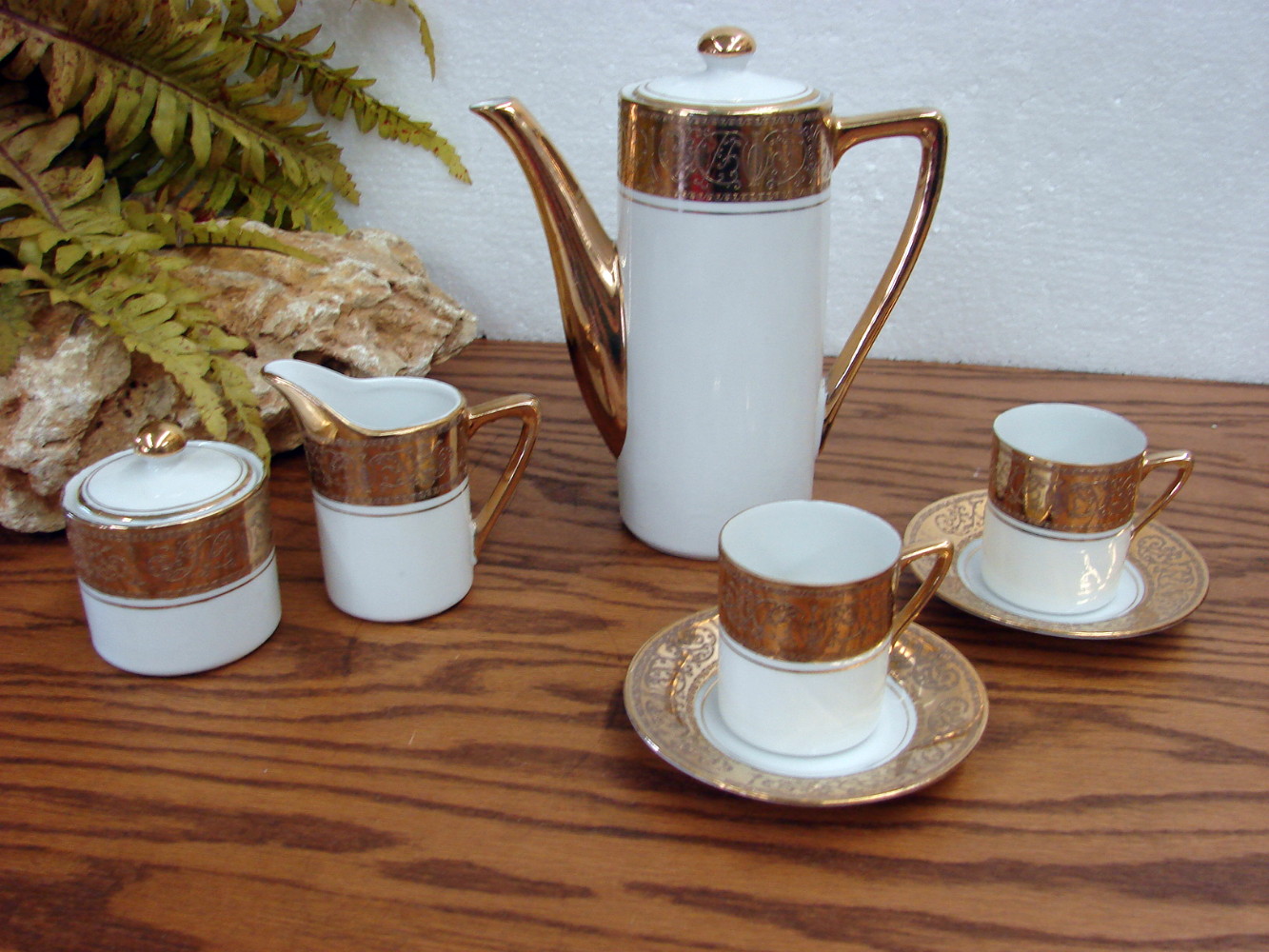 Vintage Royal Crown Imperial 22k Gold 1924 Tea Coffee Set