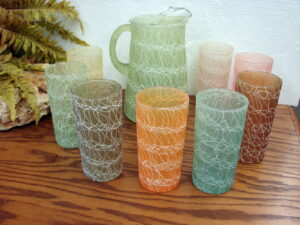 Vintage Color Craft Spaghetti String MCM 8 High Ball Drinking Glasses + Pitcher