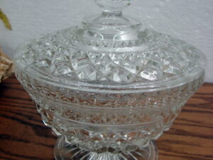 Vintage Anchor Hocking Wexford Pedestal Lidded Candy Dish with Tall Finial Lid