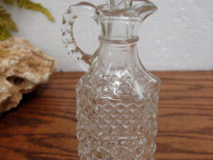 Vintage Anchor Hocking Wexford Cruet w/ Glass Stopper 7 1/2"