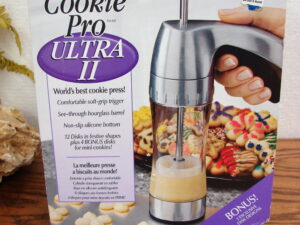 Wilton Spritz Cookie Pro Ultra II Cookie Press Gun w/ Extra Bonus Discs Like New in Box