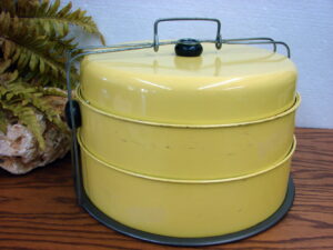 Vintage 1950's Retro Kitchen Triple Bakery Cake Pie Carrier Tin Metal