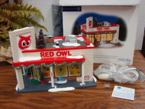 Dept 56 Snow Village Red Owl Grocery New in Box w/ Light