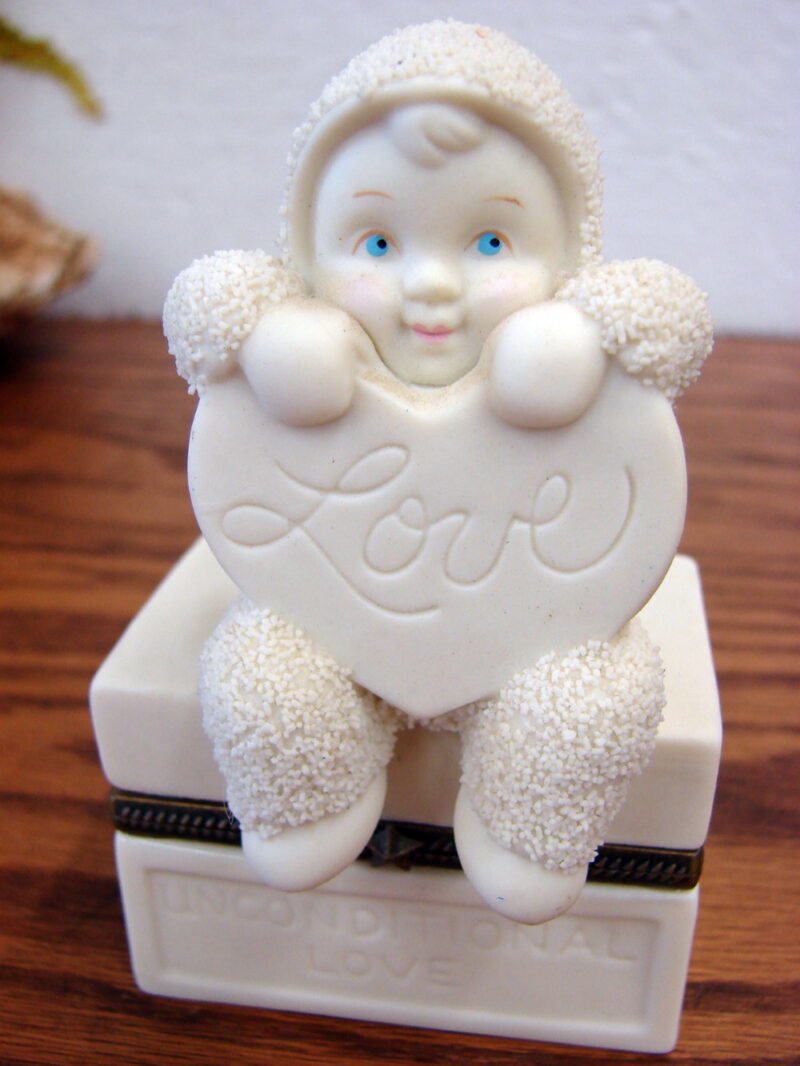 Dept. 56 Snowbabies Unconditional Love Trinket Box 2001, Moose-R-Us.Com Antiques Collectibles Log Cabin Decor