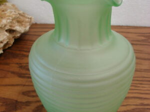 Vintage 1930's Frigidaire Uranium Glass Green Triple Spout Iced Tea Server with Lid