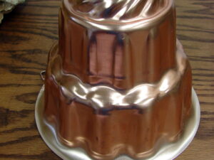 Vintage Mirro Copper Tone Tower Jello Mold w/ Sticker