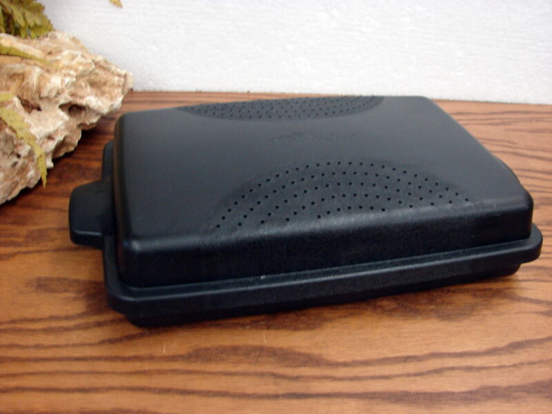 The Pampered Chef Black Shallow Rectangular Microwave Cooker Bacon Steamer #1146, Moose-R-Us.Com Log Cabin Decor