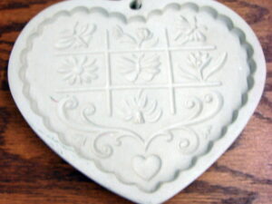 The Pampered Chef New 15&#8243; Large Round Stoneware w/Handles Pizza Stone #1371, Moose-R-Us.Com Log Cabin Decor