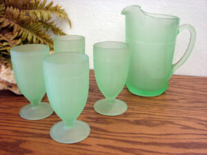Vintage Indiana Glass Green Satin Jadeite Tiara Pitcher 4 Footed Goblets