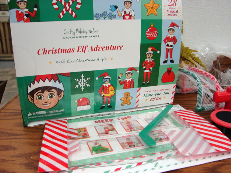 Crafty Christmas Elf on a Shelf Adventure 28 Days of Magical Scenes - Image 3