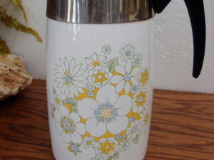 Complete Vintage Corning Ware USA Floral Bouquet Yellow Blue Daisy Corning 10 Cup Electric Percolator
