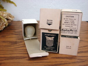 Vintage Indoor Gas Light Parts Mantel Burner Nose PYREX Globe 21+ pcs
