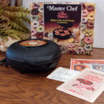 Vintage Master Chef The Donut Bakery Electronic Instant Donut Maker