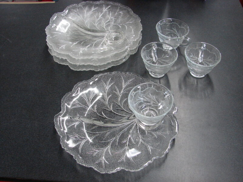 Set/4 Vintage Indiana Glass Pebble Leaf Twiggy Snack Luncheon Plates Cups, Moose-R-Us.Com Antiques Collectibles Log Cabin Decor