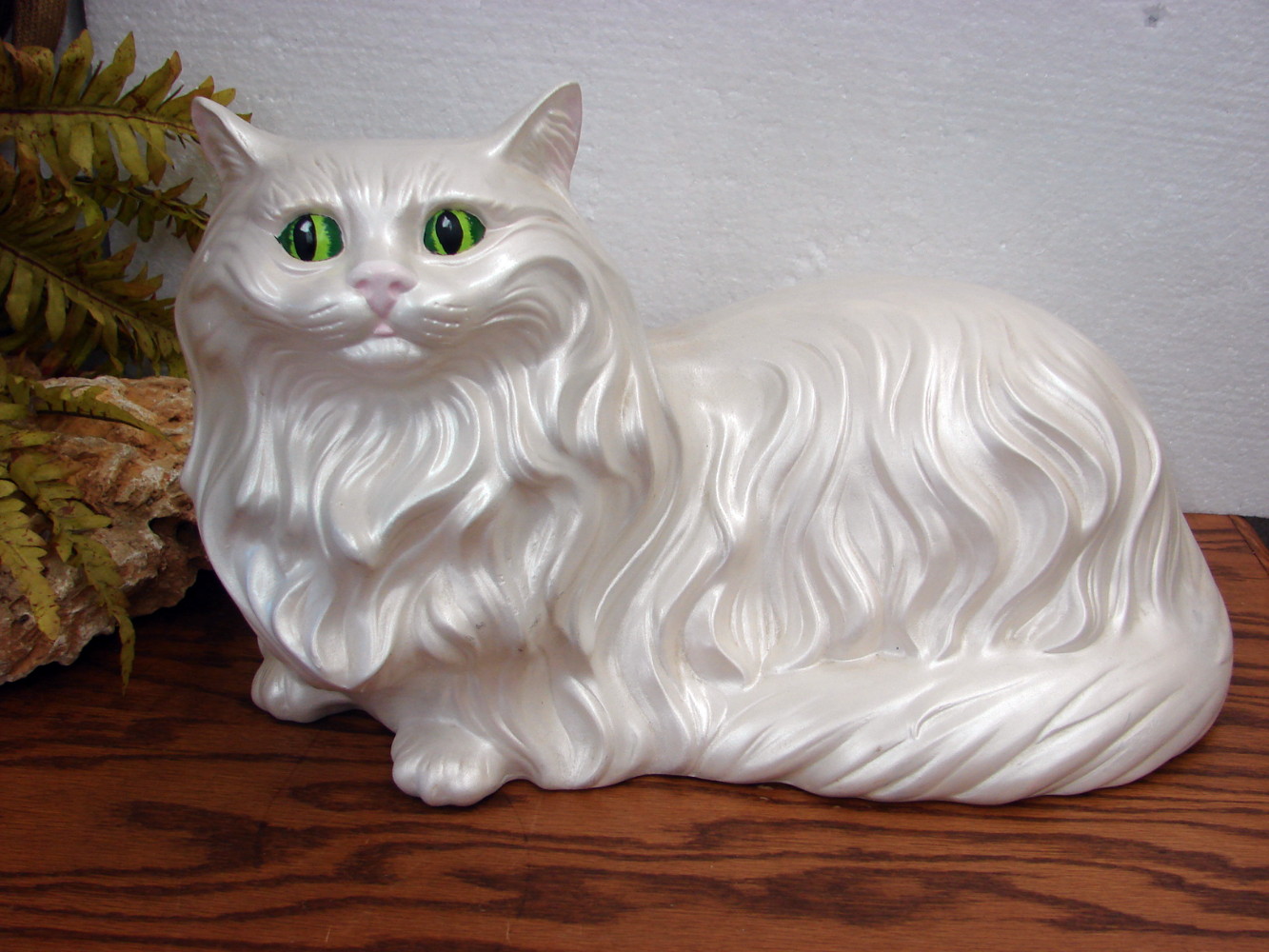 Vintage Life Size Ceramic Persian White Cat Green Eyes